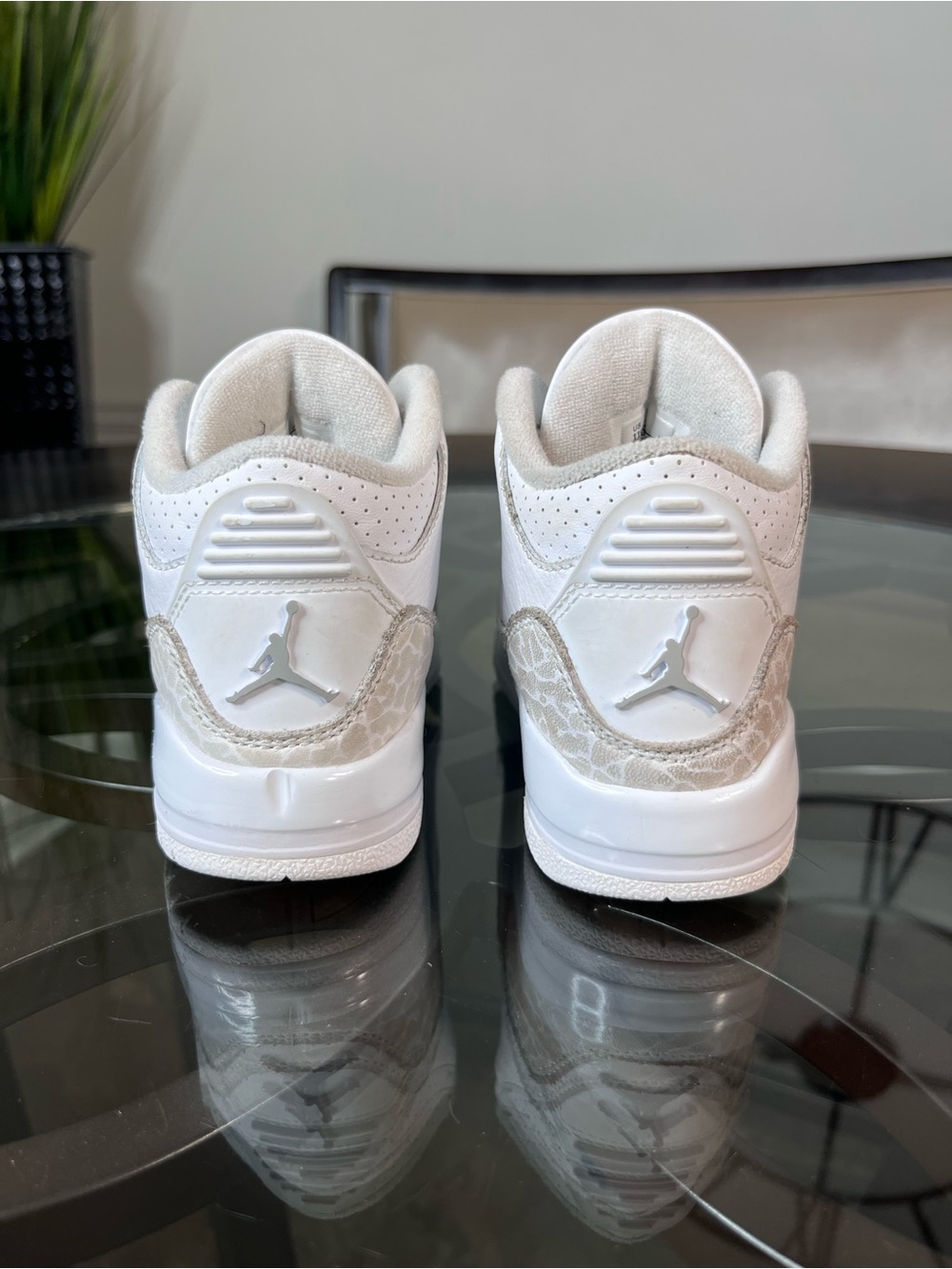 Nike Air Jordan 3 Retro
"Pure Money" White/Metallic Silver-White Sz 11C - Picture 4 of 5